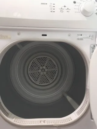 Secadora 6/7 kg + Convector calefactor 2000w