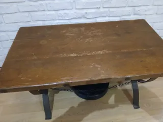 Mesa de centro madera y forja estilo castellano