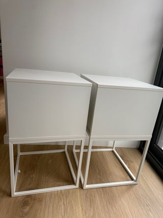 2 Mesitas Noche VIKHAMMER Ikea Blancas