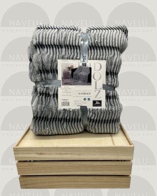 Manta rayas con borreguito gris