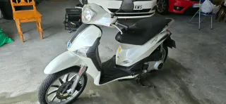 Piaggio Liberty Blanca Automática
