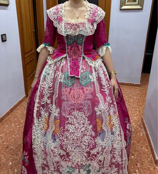 Traje de Fallera rosa