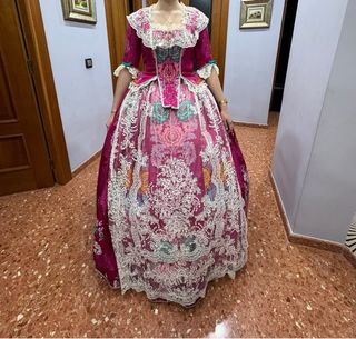 Traje de Fallera rosa