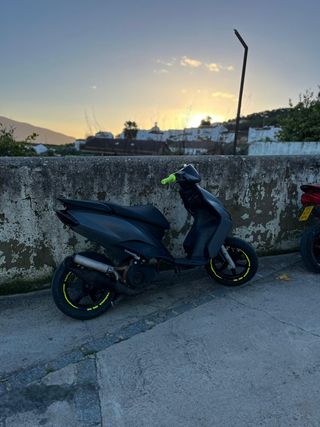 Yamaha Jog R gris ITV 2027