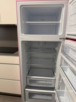 Nevera Smeg Rosa Estilo Retro