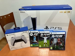 Consola PS5 con 3 juegos FIFA 23 24 y 25 dos mando