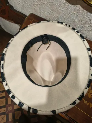 Sombrero estampado de vaca, nuevo de adulto.