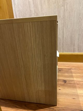 Mesilla de noche madera y blanco