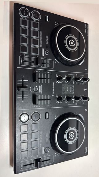 Controladora DJ Pioneer DDJ-200
