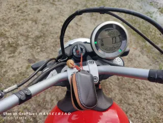Ducati Scrambler 800 Icon 2023 Roja