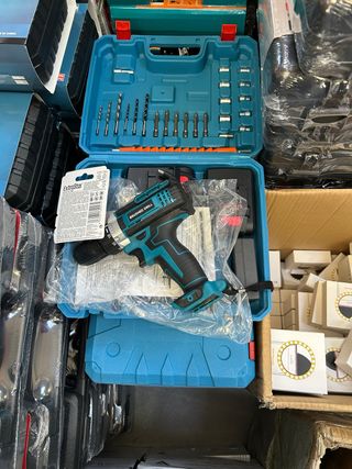 Avvitatore Trapano con Valigetta e Accessori