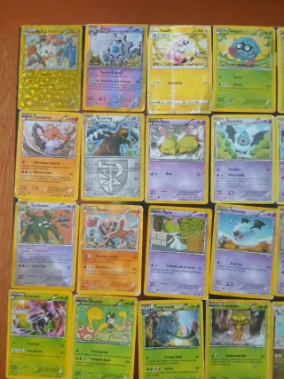 Lote Cromos Pokémon, Fútbol y Star Wars
