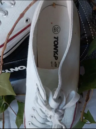 Zapatillas deportivas Tony talla 39