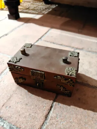 Figuras antiguas decorativas