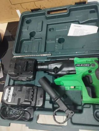 Taladro Percutor Martillo HIKOKI