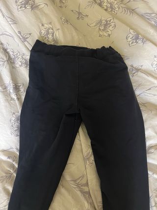 Chándal Chanel Negro y Dorado