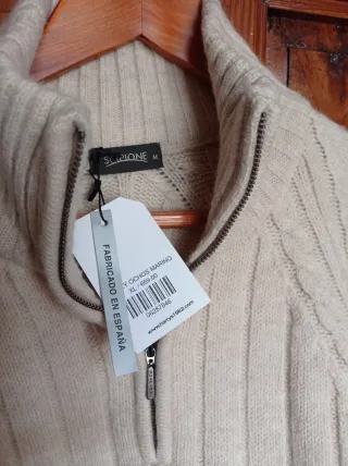 Jersey de hombre beige con cremallera