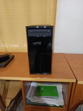 PC Sobremesa Intel i3 8GB RAM 500GB HDD GT 750