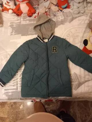 Abrigo Primark Verde Talla 122 cm