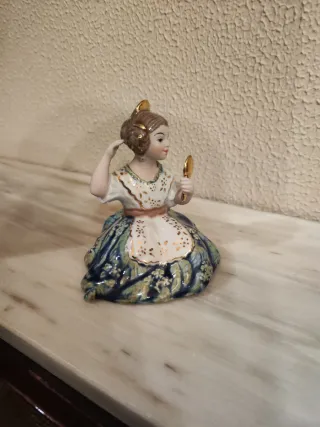 Figura Fallera Porcelana Armán