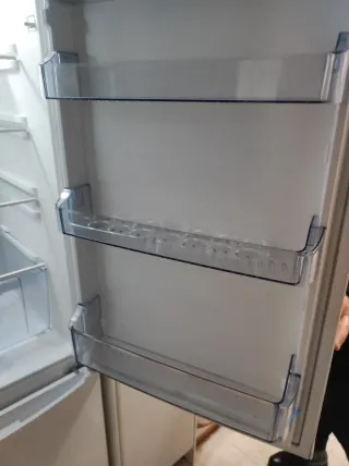 Frigorífico combi blanco OK