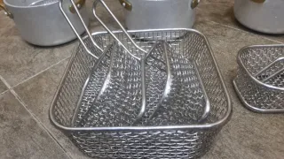 Set di pentole piccole professionali in alluminio