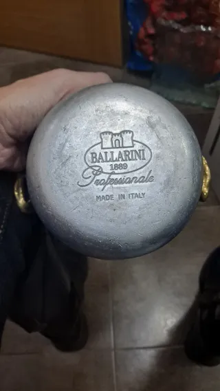 Set di pentole piccole professionali in alluminio