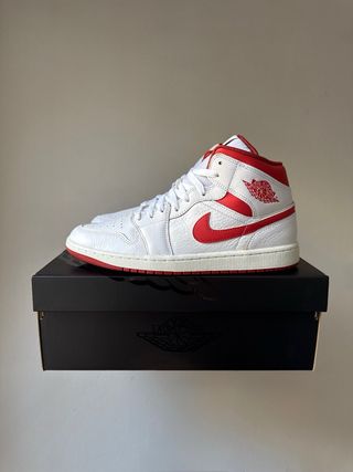 Nike Air Jordan 1 Mid Dune Red [46]