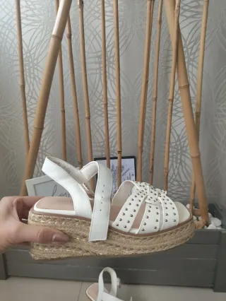 Sandalias cuña River Island talla 36