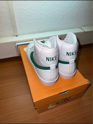 Nike Blazer Mid '77 Blancas y Verdes