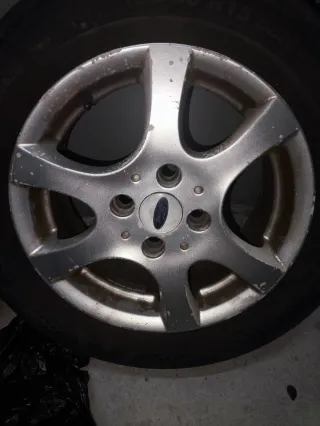 Llantas de aleación de Ford 15"