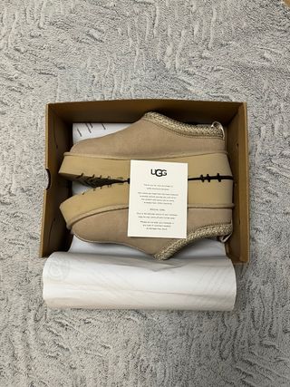 Zapatos UGG Beige Talla 40