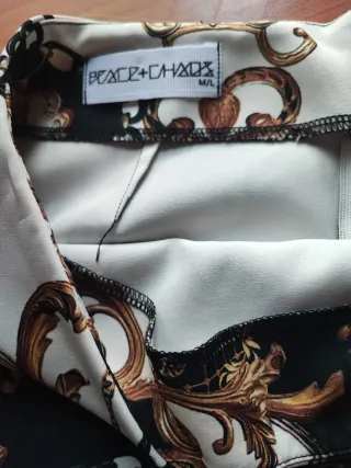 Falda Peace & Chaos + Regalo Blazer