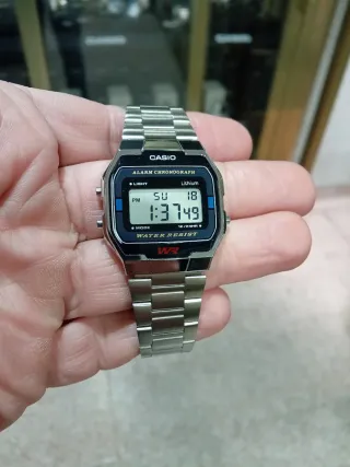 CASIO VINTAGE PLATEADO