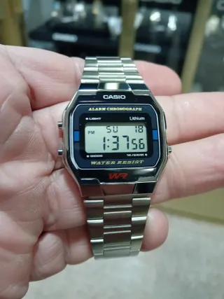 CASIO VINTAGE PLATEADO