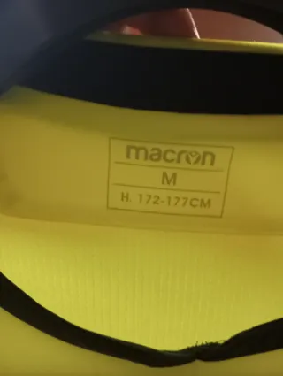 Camiseta Árbitro Macron Amarilla