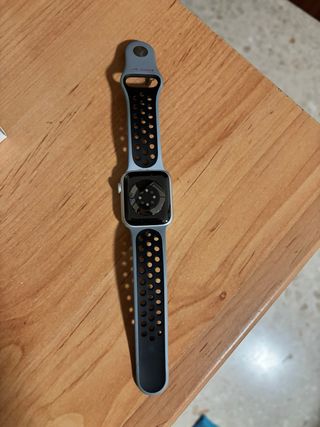 Apple Watch 6 40mm Nike Gris/Plata