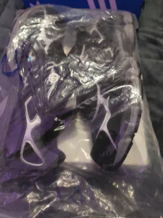 Zapatos ASICS Talla 38.5 Negros/Gris. Originales.