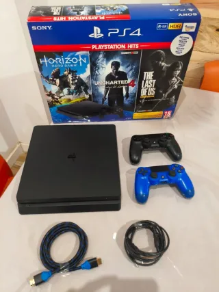 PS4 500GB + 4 Juegos + 2 Mandos