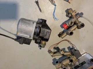 Ricambi per caldaia a gas naturale modello sime dewY25BF