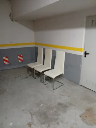 Sillas de Comedor Conforama Blancas 3 unidades