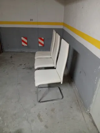 Sillas de Comedor Conforama Blancas 3 unidades