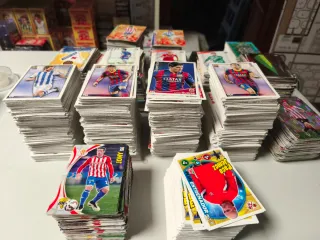 Lote 3000 cromos fútbol varias colecciones