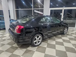 Toyota Avensis 2006