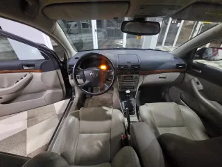 Toyota Avensis 2006