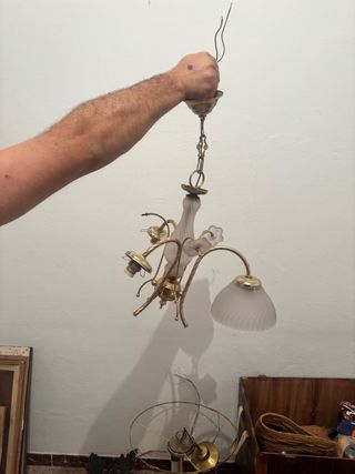 Lampada a sospensione in ottone con tulipani di cristallo