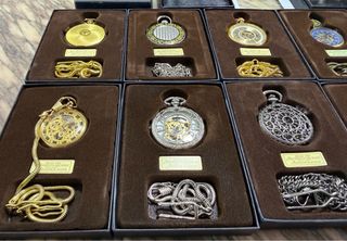 Lote de 15 Relojes de Bolsillo de Colección