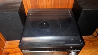 Tocadiscos y Reproductor CD auna