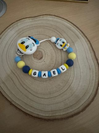 Chupetero personalizado con nombre