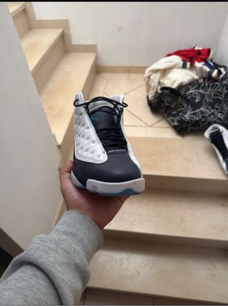 Jordan 12 Azul e Branco